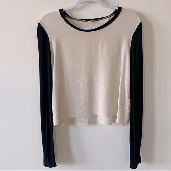 Aritzia Tops - Aritzia Wilfred Silk Blend Long Sleeve Top Size M